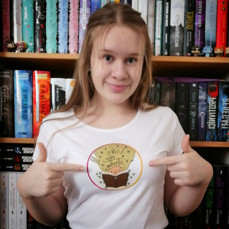 Dívka mezi stranami